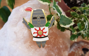 Solaire Pin
